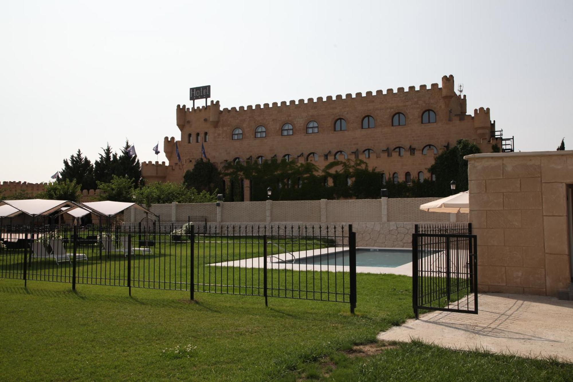 Hotel Castillo Bonavia Pedrola Exterior foto